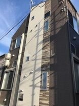 アヴァン中野の外観