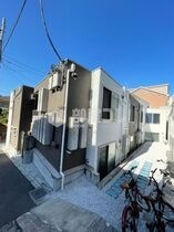 セブンス新宿の外観