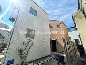 クリスタルコンフォートの外観