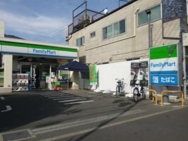 ファミリーマート 杉並成田東三丁目店