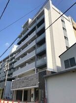 シリウス中央の外観