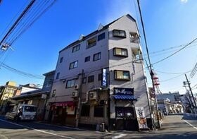 K-WEST館の外観