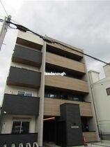 S-MOVE大阪鶴見の外観