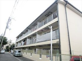 スギタ高殿ハイツの外観