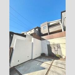 写真:植田東戸建の外観