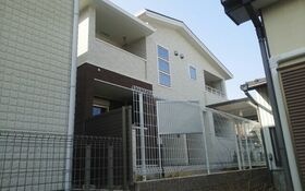 アダージョ徳重の外観