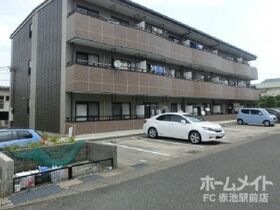 ヴィアーレ緑ヶ丘の外観