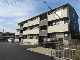 クラウンA&Hの外観