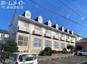 CROWN M&Kの外観