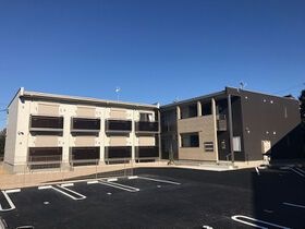 名古屋市緑区万場山１丁目の外観