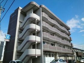 高染IX館の外観