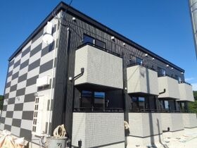 仙台市泉区市名坂字新道の外観