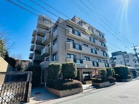 ヴェルビュ新屋敷東の外観