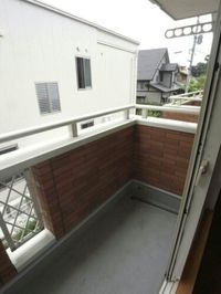 お洗濯にも便利なバルコニー付き