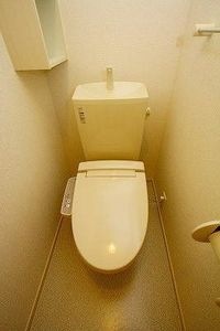 シンプルで使いやすいトイレです