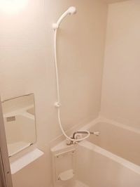 落ち着いた空間のお風呂です