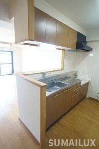 写真は反転タイプになります。