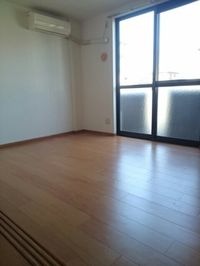 内装は落ち着いています