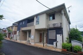 エレガンシアの外観