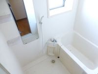 小窓もあり、換気もできます