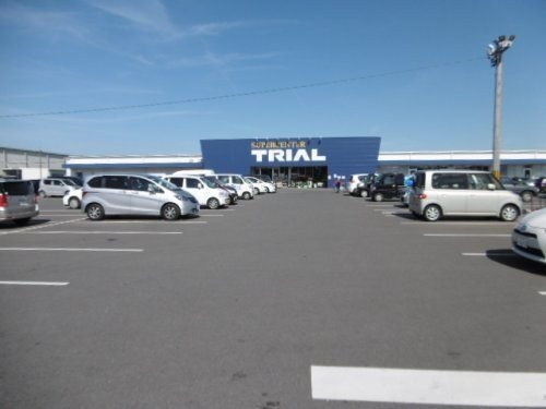 トライアル飯塚店