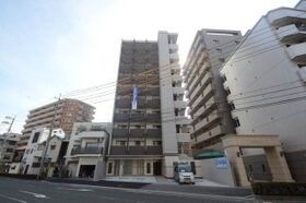 LATOUR出汐の外観