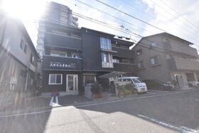 アーテルの外観