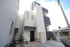 Maisoneticリバーサイド宇品の外観