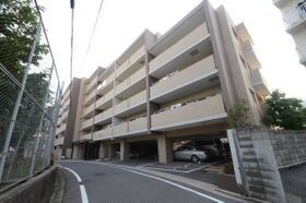 レゾナンス庚午の外観