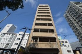 第17友建ビルの外観