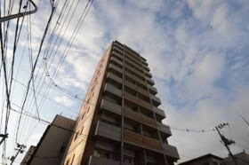 パティオ東荒神の外観