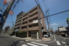 アヴニール東雲の外観