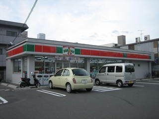 サンクス広島霞店