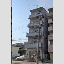 リアライズ塩屋の外観