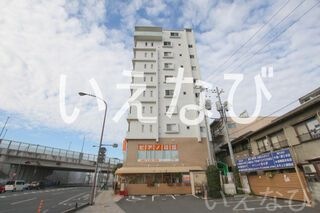 写真:岡山市北区駅元町の外観