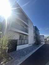 クラシスト三津屋南の外観
