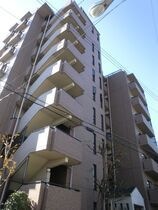 エバーグリーン竹島の外観