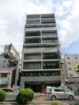 プレサンス塚本グランゲートの外観