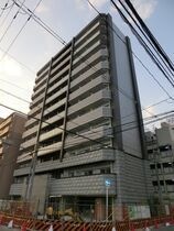 大阪市淀川区十三東1丁目の外観