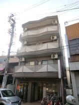 ラ・ベル・シャンブルの外観