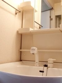 独立洗面台