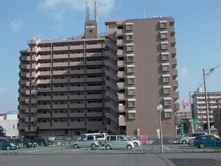 写真:藤和喜志ハイタウンの外観