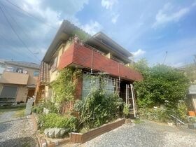 荒金アパートの外観