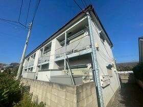 カーサ三岡の外観