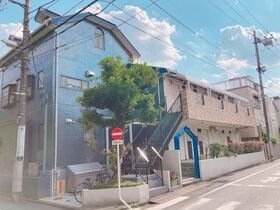 メビウスコート国立の外観
