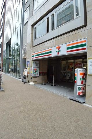写真:セブンイレブン 京都烏丸錦店