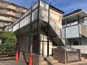 レオパレスクレベールの外観