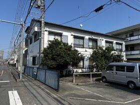 共栄荘の外観