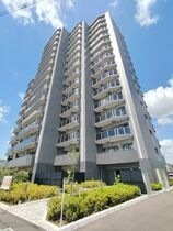 レーベン川越南大塚GENIXの外観
