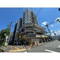 セントラルビルの外観